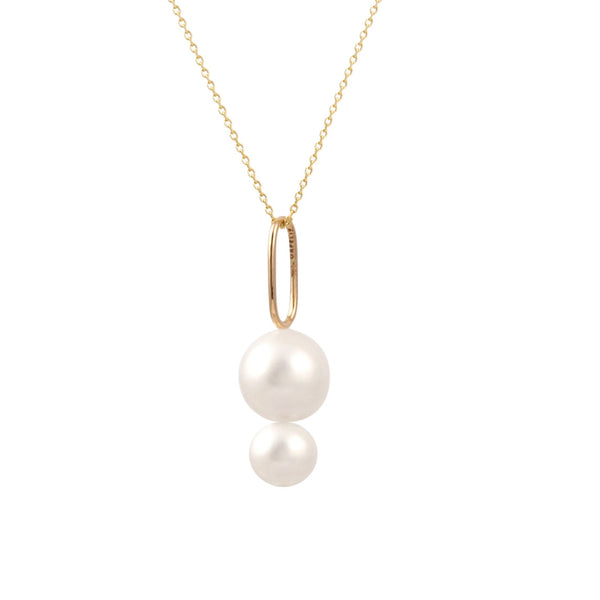 Orfélie Josephine pendant in 18k gold with two white freshwater pearls